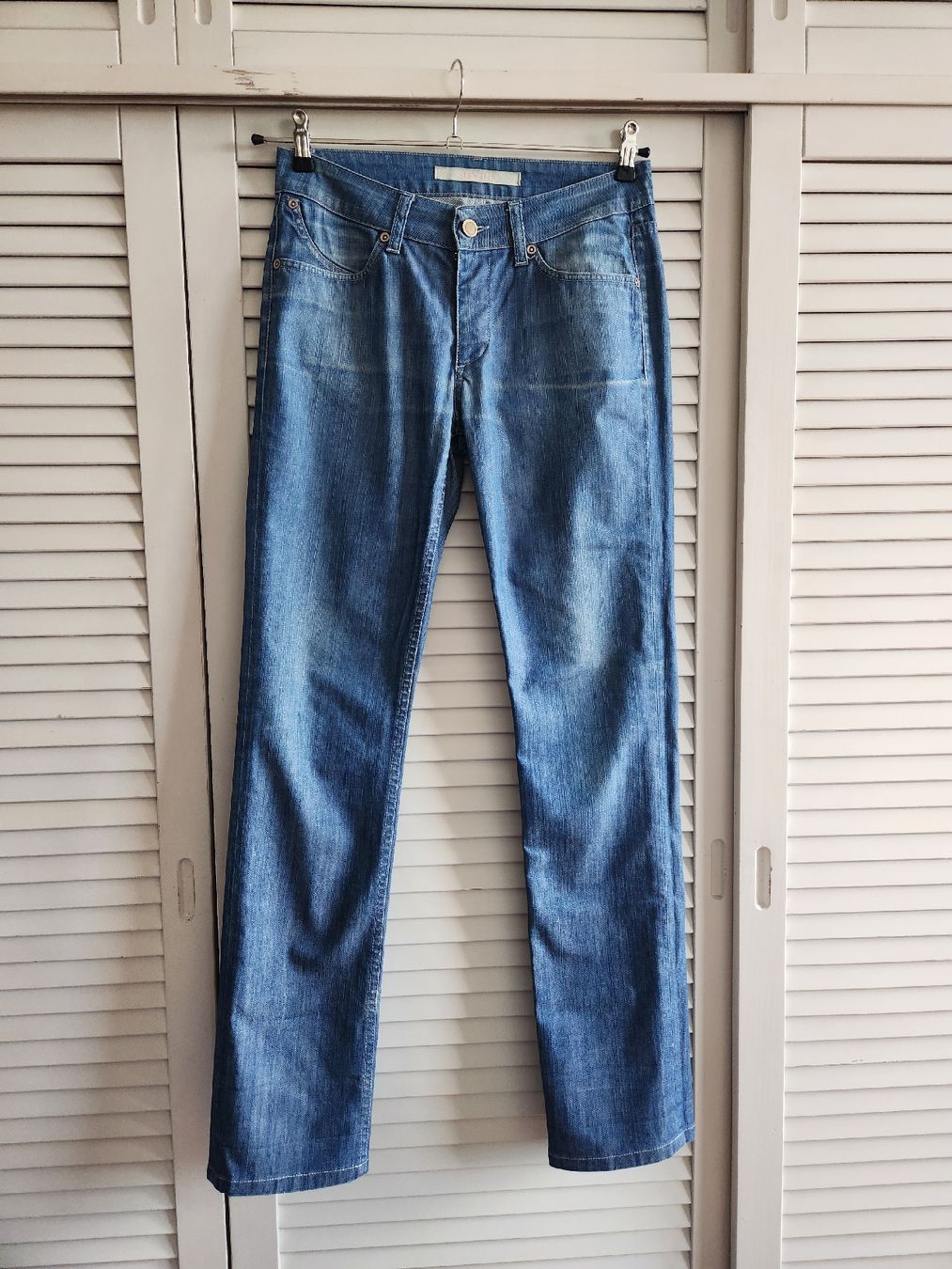 Jeans: Superfine très joli jeans bleu Taille 26. – Gebraucht aus Lausanne von man_rw9q