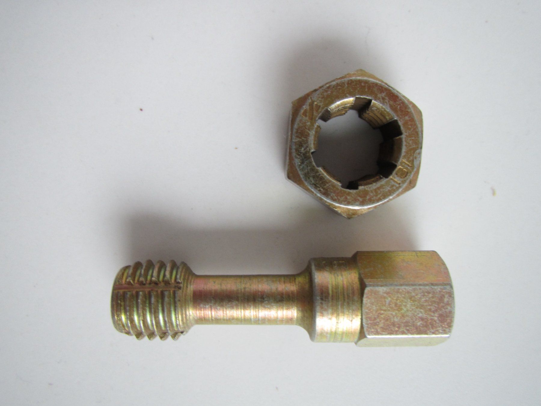 Tous les outils: 3 KASTAR GEWINDENACHSCHNEIDE SET – Neuf avec emballage d'origine à Zumikon par Gung 1