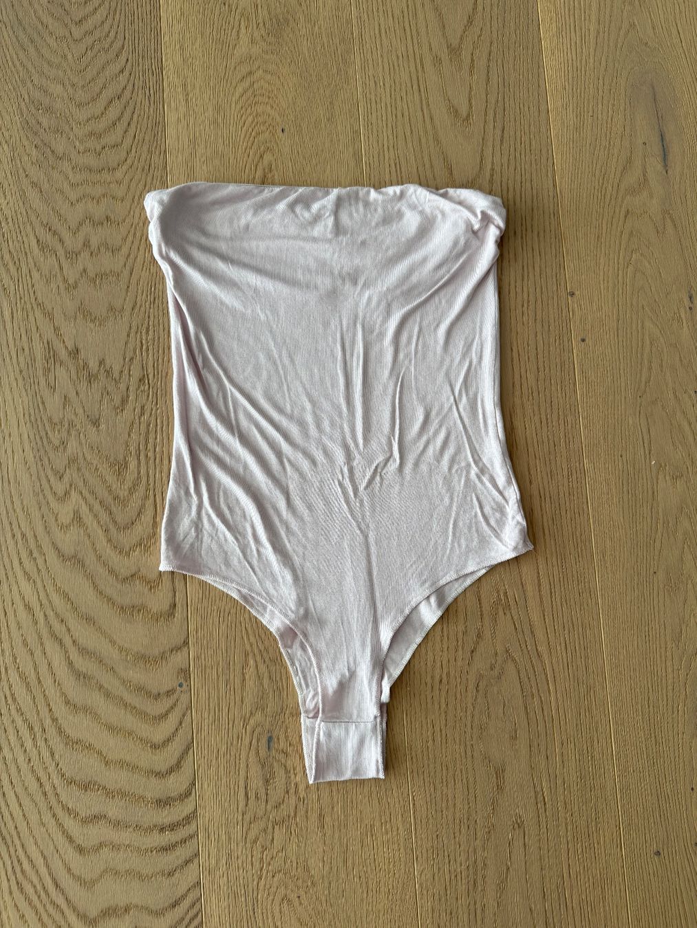 Sisley Top: SISLEY Body rosa – Usato da Richterswil venduto da KAYLEIGH_77