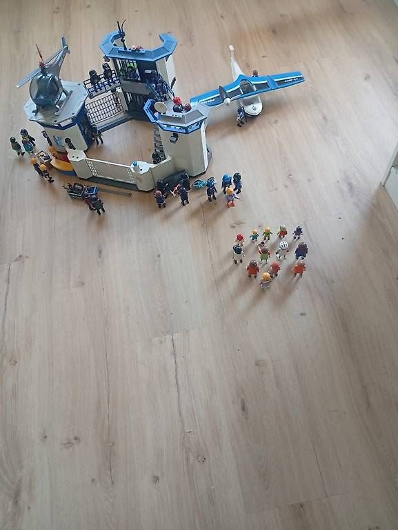 Jouets: Playmobil Polizei Station – D'occasion à Würenlos par dan_g966