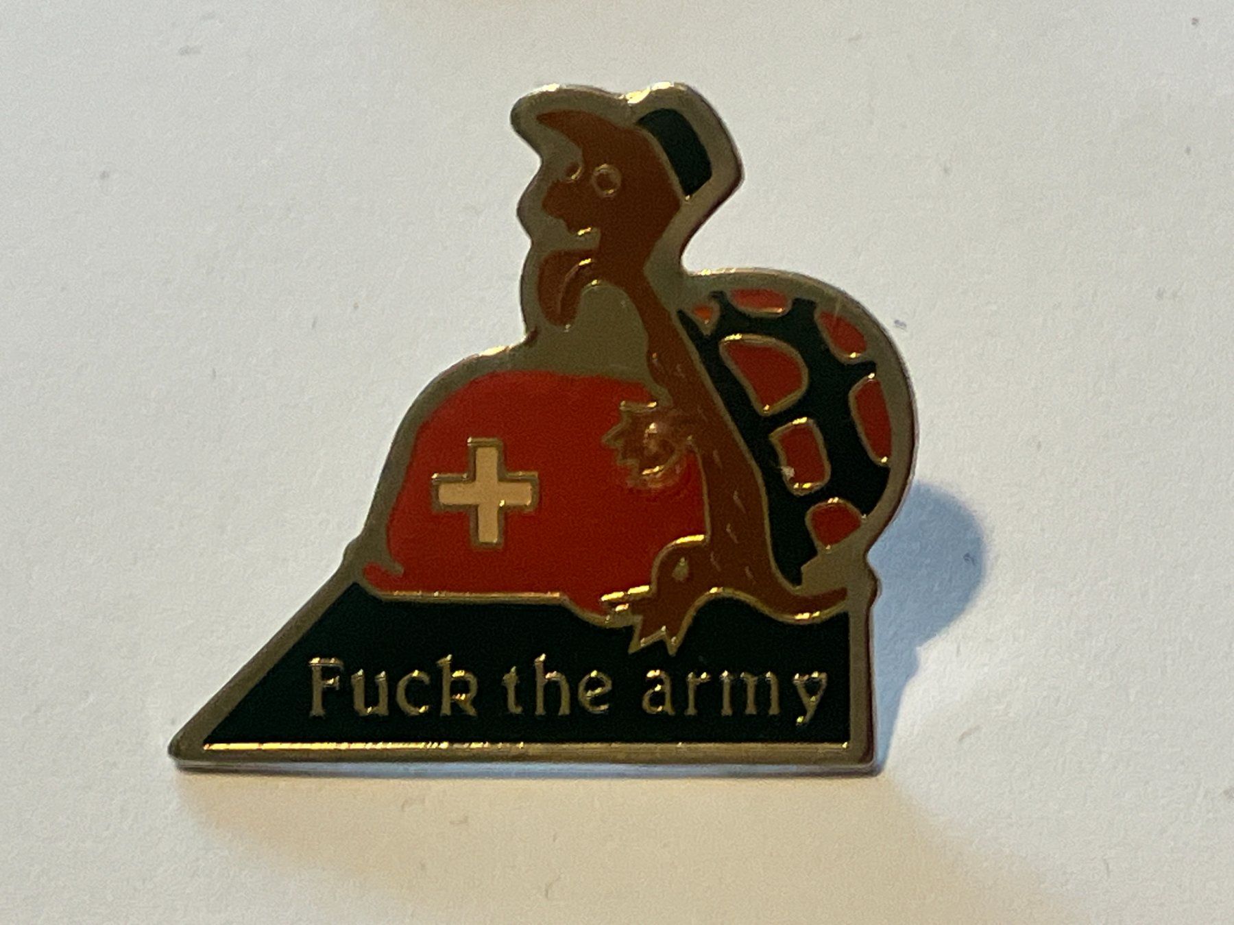 Placchette & Badge: 1 Pin Fuck the Army – Usato da Basel venduto da djwwpp