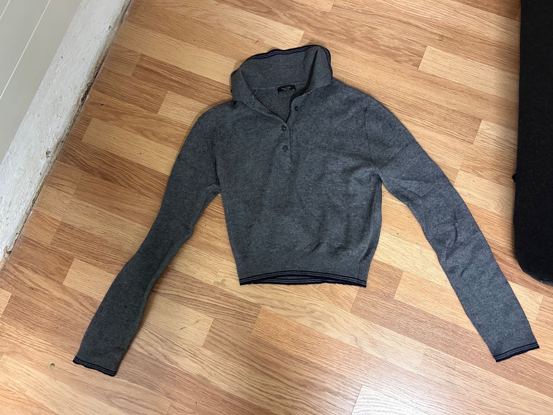 Maglioni & Felpe: Massimo Dutti Pulli Gr. M top Zustand – Usato da Birsfelden venduto da Pearl10