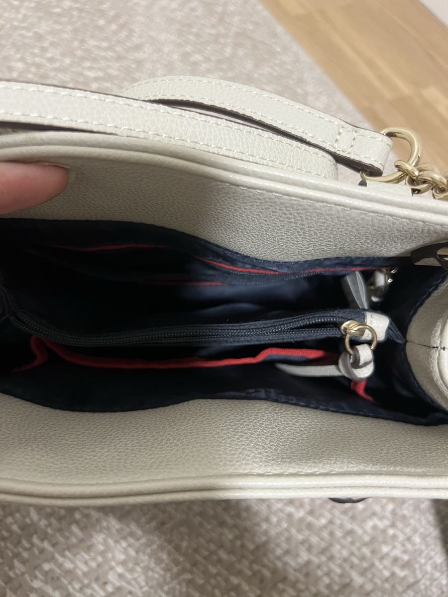 Tommy Hilfiger Taschen: Hand Tasche Tommy Hilfiger – Gebraucht aus Thalwil von and_nb7r 2