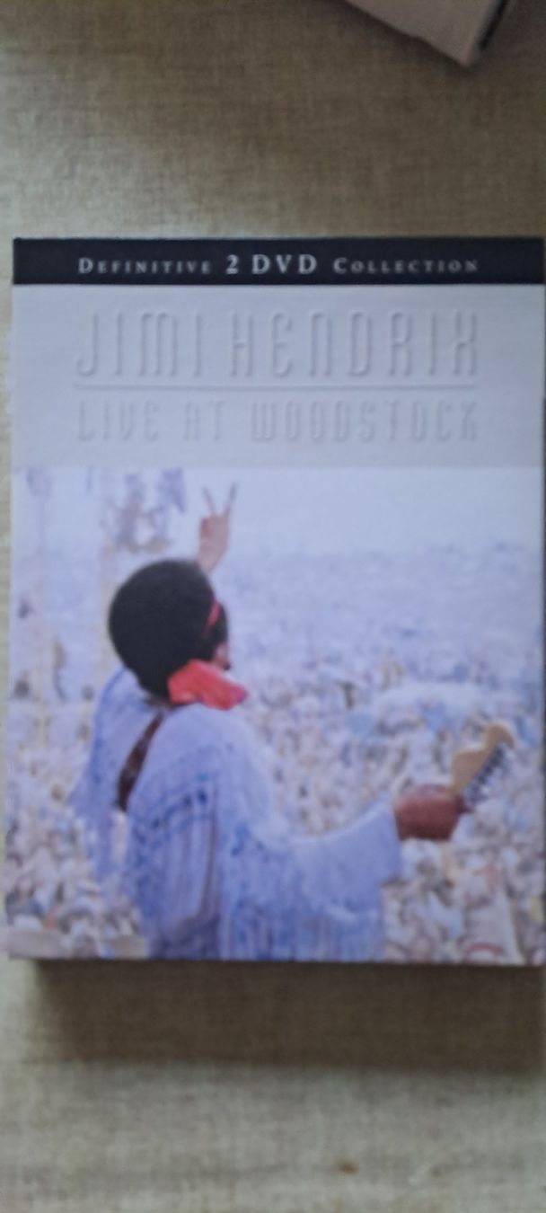 Tutti i DVDs: Jimi hendrix live in woodstock – Nuovo (secondo la descrizione) da Bitsch venduto da jajo79076