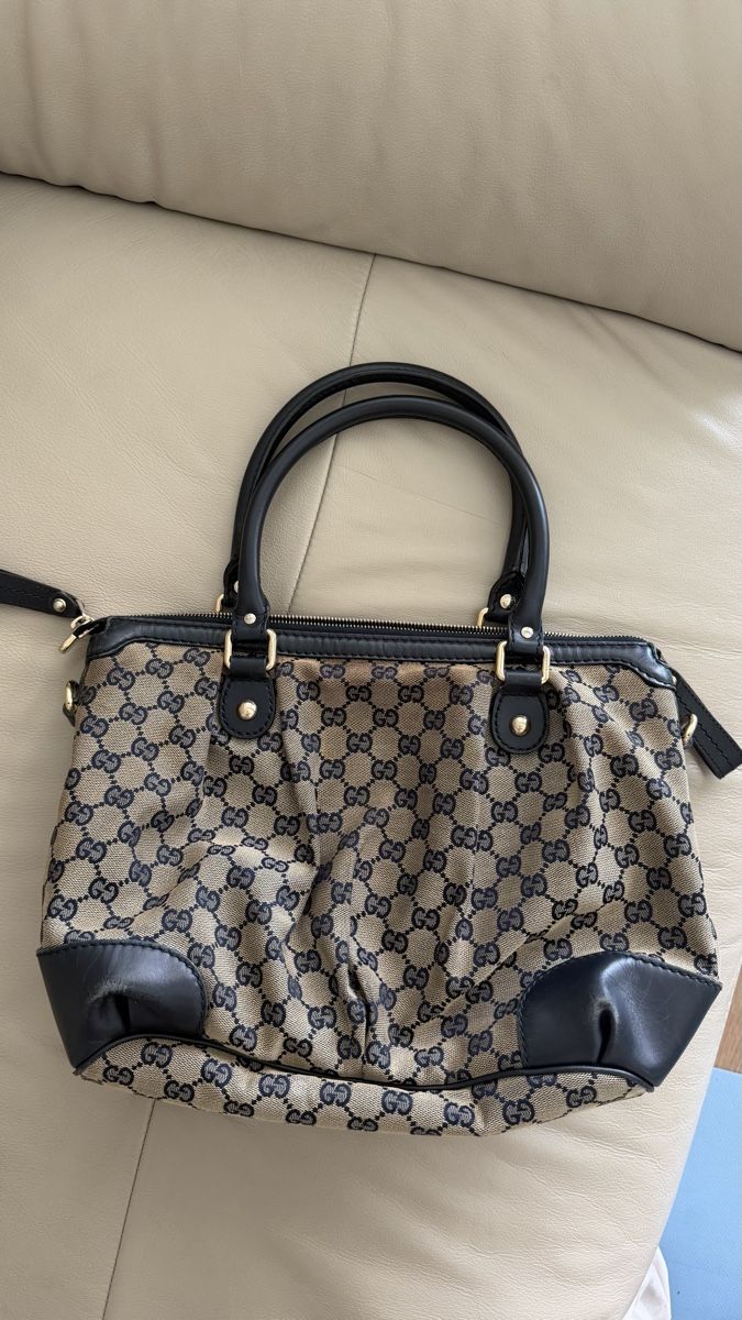 Gucci Borse da donna: Sac à main Gucci en toile GG  – Usato da Mont-sur-Lausanne venduto da summerblue 1