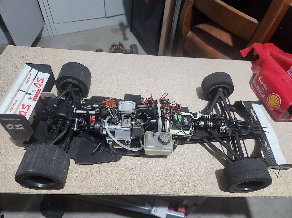 Modellismo RC: Kyosho 643 1/8 Thermique – Usato da Renens VD venduto da aligrapefruit 1