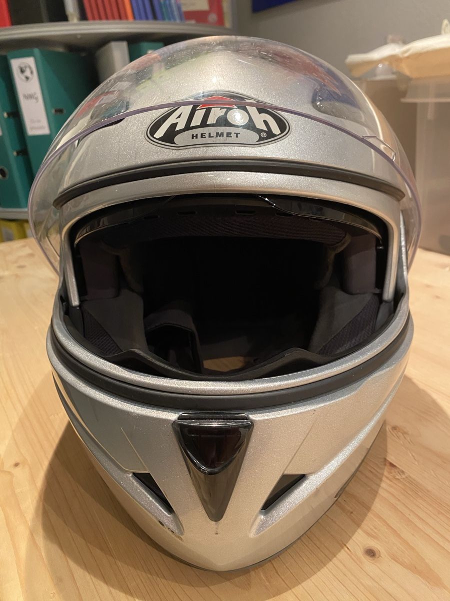 Airoh Helme & Visiere: Helm – Gebraucht aus Altendorf von 1965roland 3