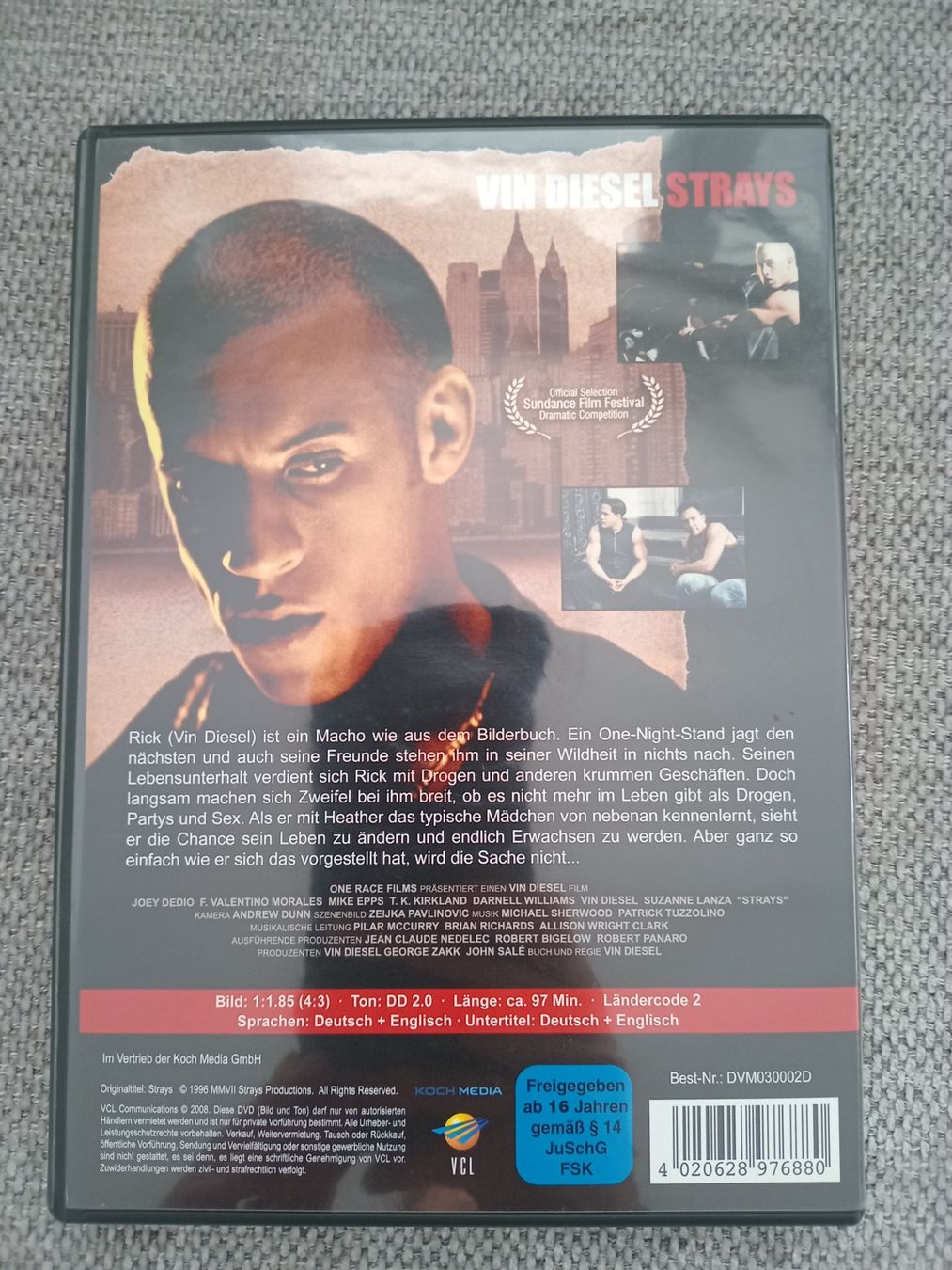 Tutti i DVDs: STRAYS - LEBE DEIN LEBEN – Usato da Zollikofen venduto da jde_72zf 1