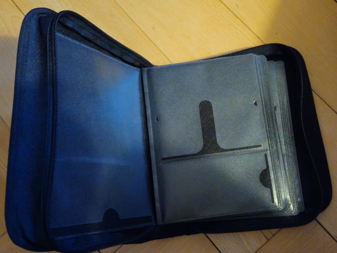 Borse: CD Tasche für 40 CDs – Usato da Zürich venduto da Dobet 1