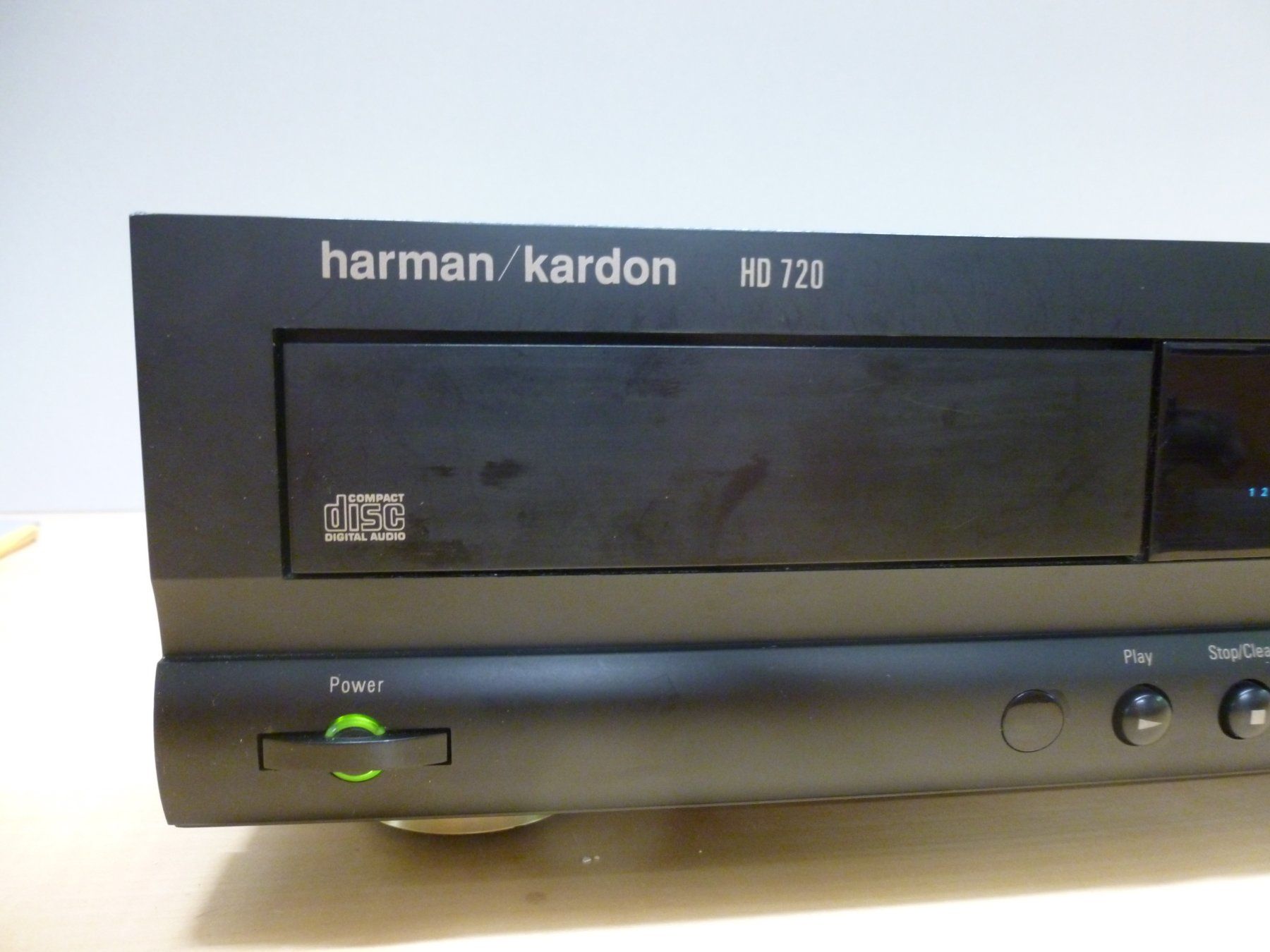 Harman-Kardon Multimediaplayer & Streamer: Harman Kardon CD Player 720 – Gebraucht aus Aeugst am Albis von Poppy 2