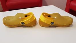 Crocs Gr. 8/9 (ca.24-26) wie NEU!