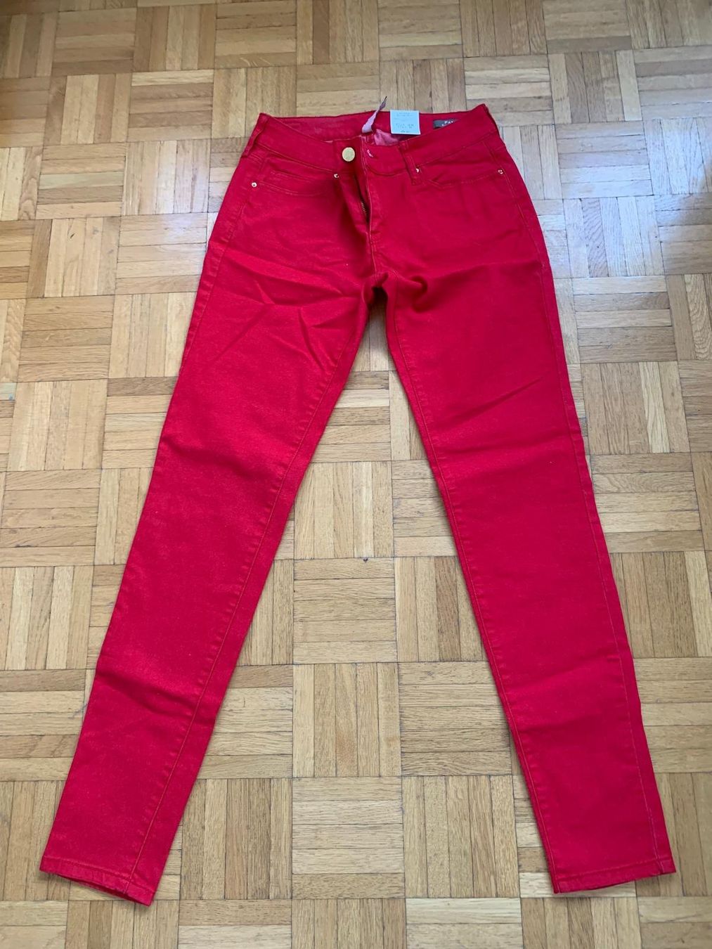 Mango Pantalons: pantalon rouge mango – Neuf avec emballage d'origine à Genève par ded_dg7w