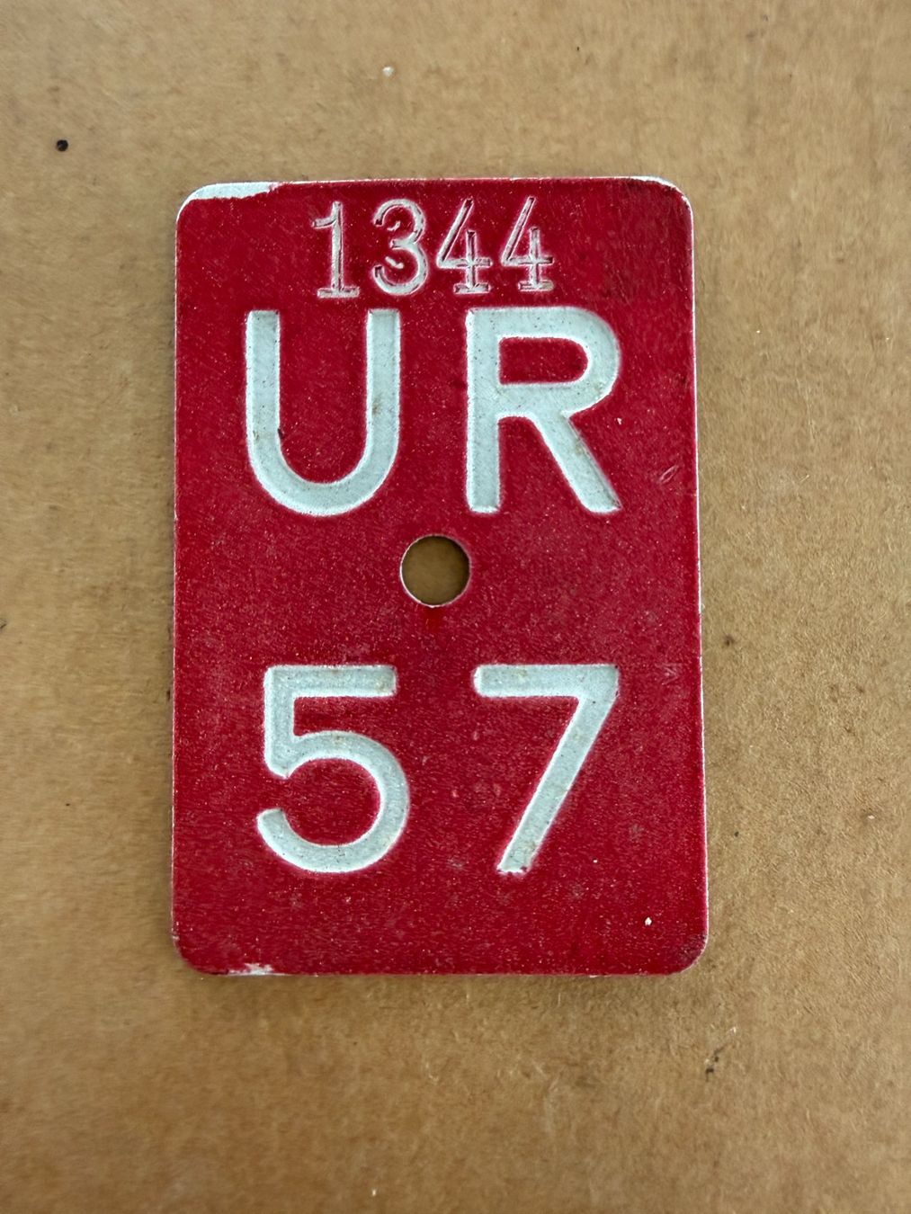 Insegne: Velonummer UR 1957 – Usato da Niederwil AG venduto da PlateSale19