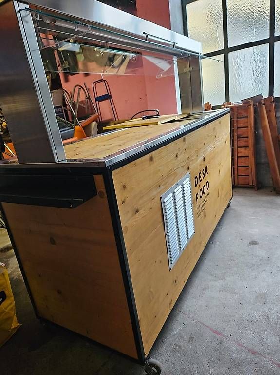 Equipement de magasin & Foires: Bancone gastronomia refrigerato  – D'occasion à Viganello par HaniHela 4