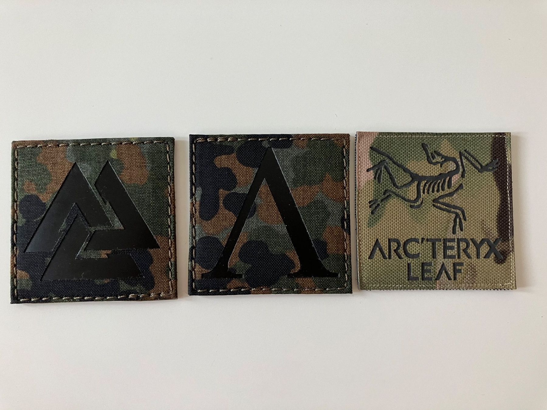 Toppe: Un patch Arc'teryx Leaf + 2 autres – Usato da Neuchâtel venduto da Luta80 7