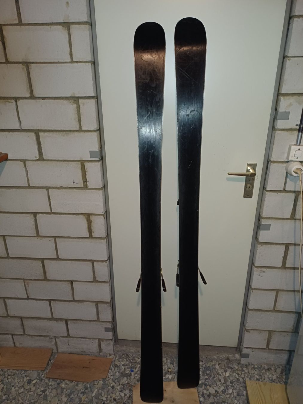 Elan Skis: Ski freestyle Elan – Gebraucht aus Perrefitte von Yenn-S 1