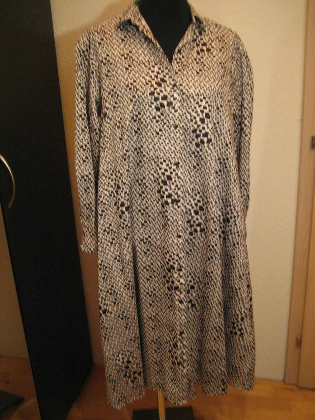 Globus Vestiti: Robe-manteau Globus Studio taille L-XL – Nuovo (secondo la descrizione) da Delémont venduto da marryb 1