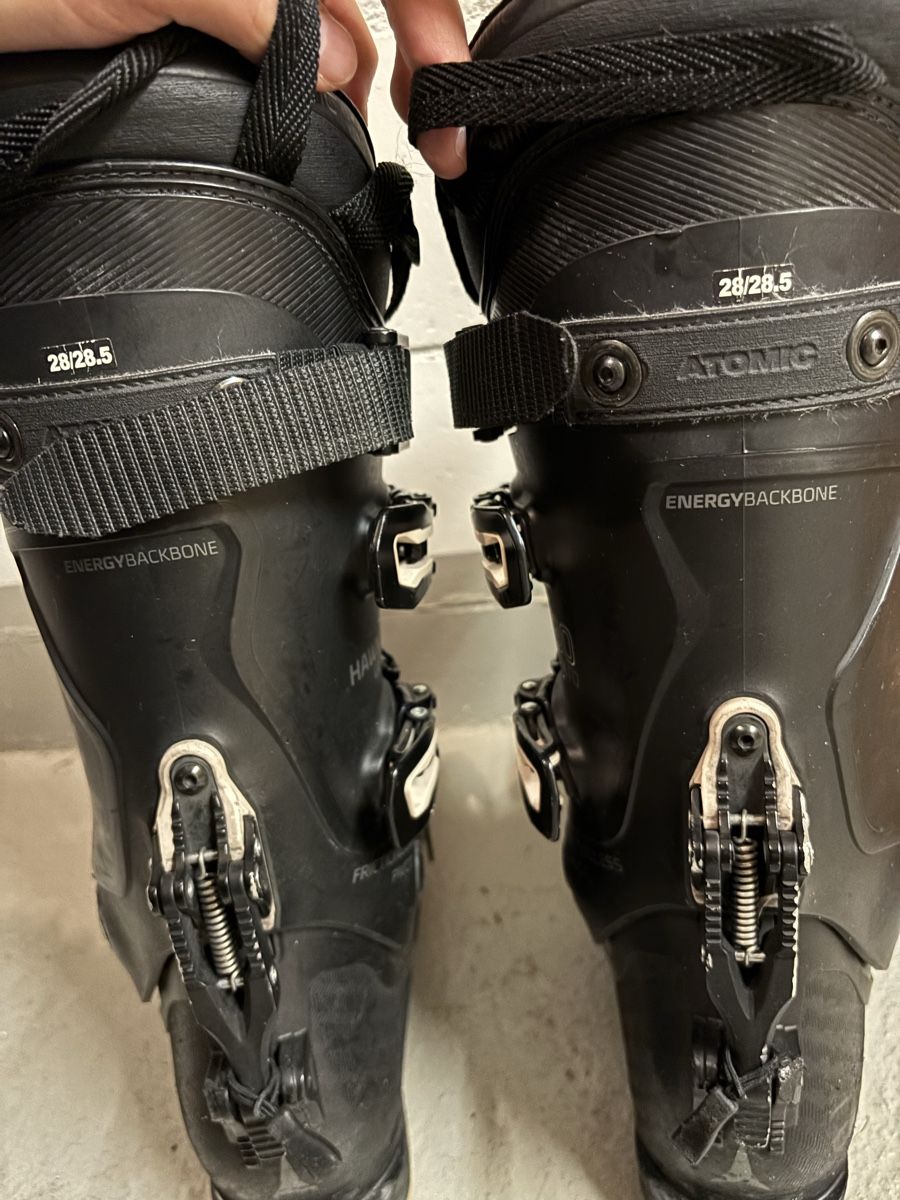 Herrenschuhe: Atomic Skischuhe, Hawk Ultra 130, Grösse 28/28.5 – Gebraucht aus Glarus von H_O_GL 4