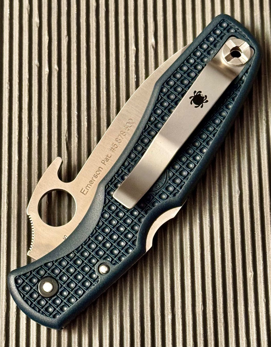 Spyderco Taschenmesser: Spyderco ENDURA mit WAVE-Funktion – Neu (gemäss Beschreibung) aus Grenchen von  2