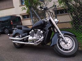 Getunte schöne Chopper Yamaha 1300 XVZ Royalstar V4 Motorrad