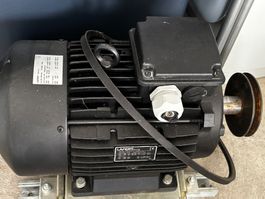 Moteur électrique industriel LAFERT 400V 6kW 2 vitesses