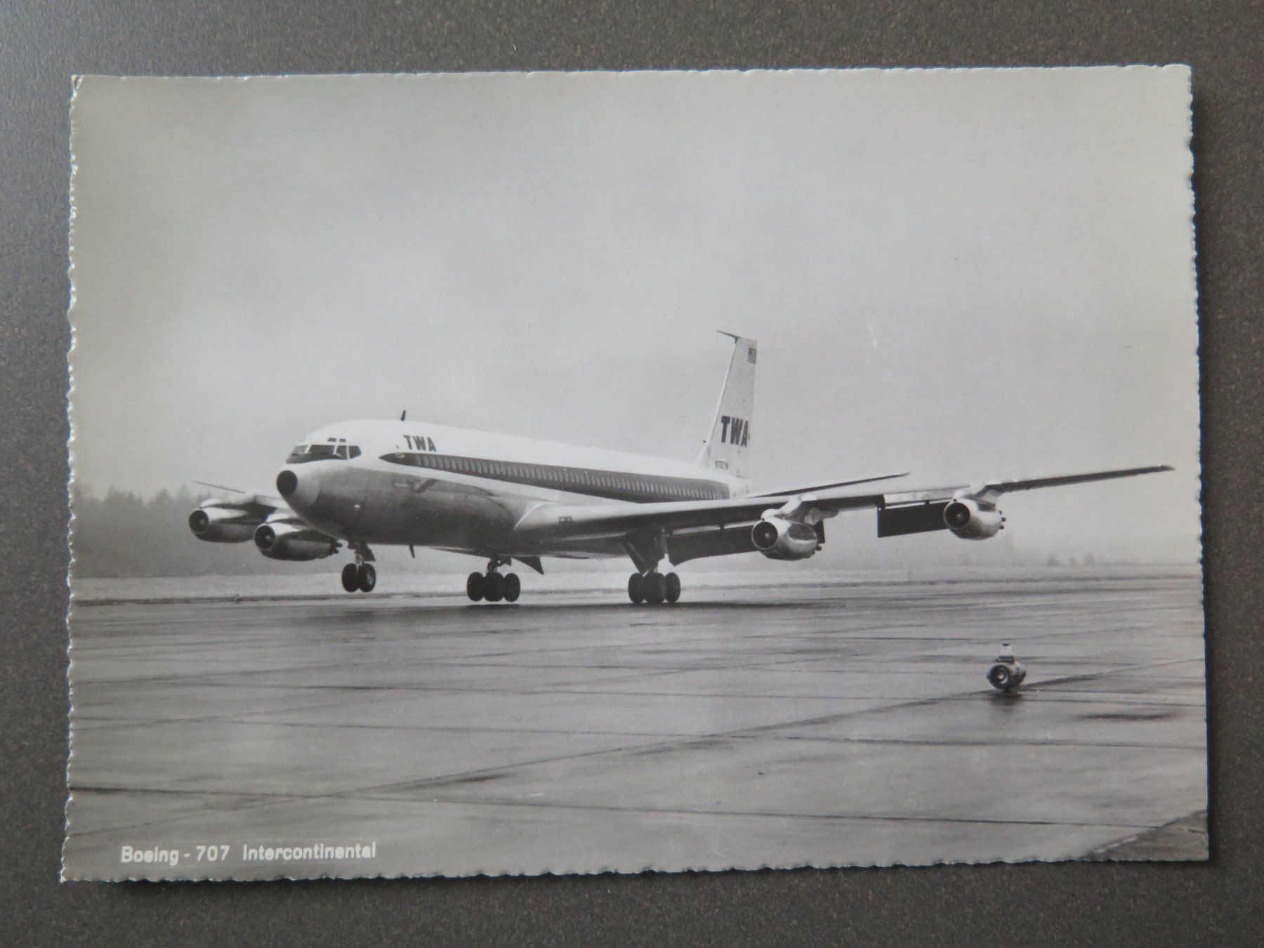 Ansichtskarten: TWA - BOEING - 707 INTERCONTINENTAL – Gebraucht aus Wittenbach von lipasal