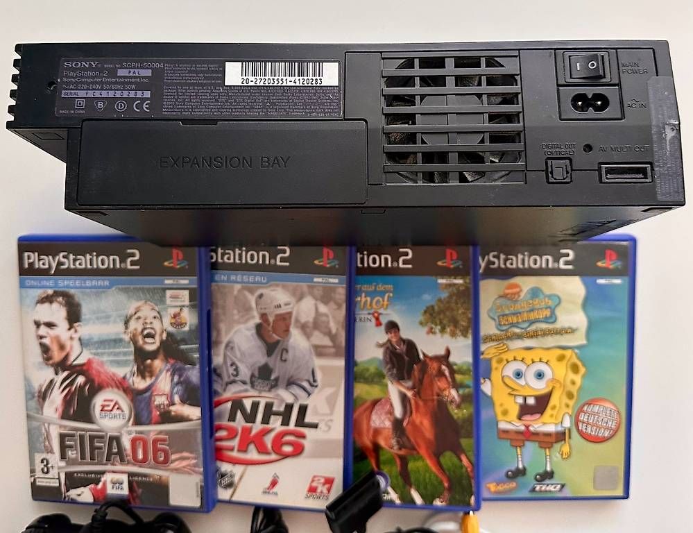 Sony Konsolen: PS2 Sony Playstation 2 Noir 4 jeux – Gebraucht aus Couvet von nay_prh5 3
