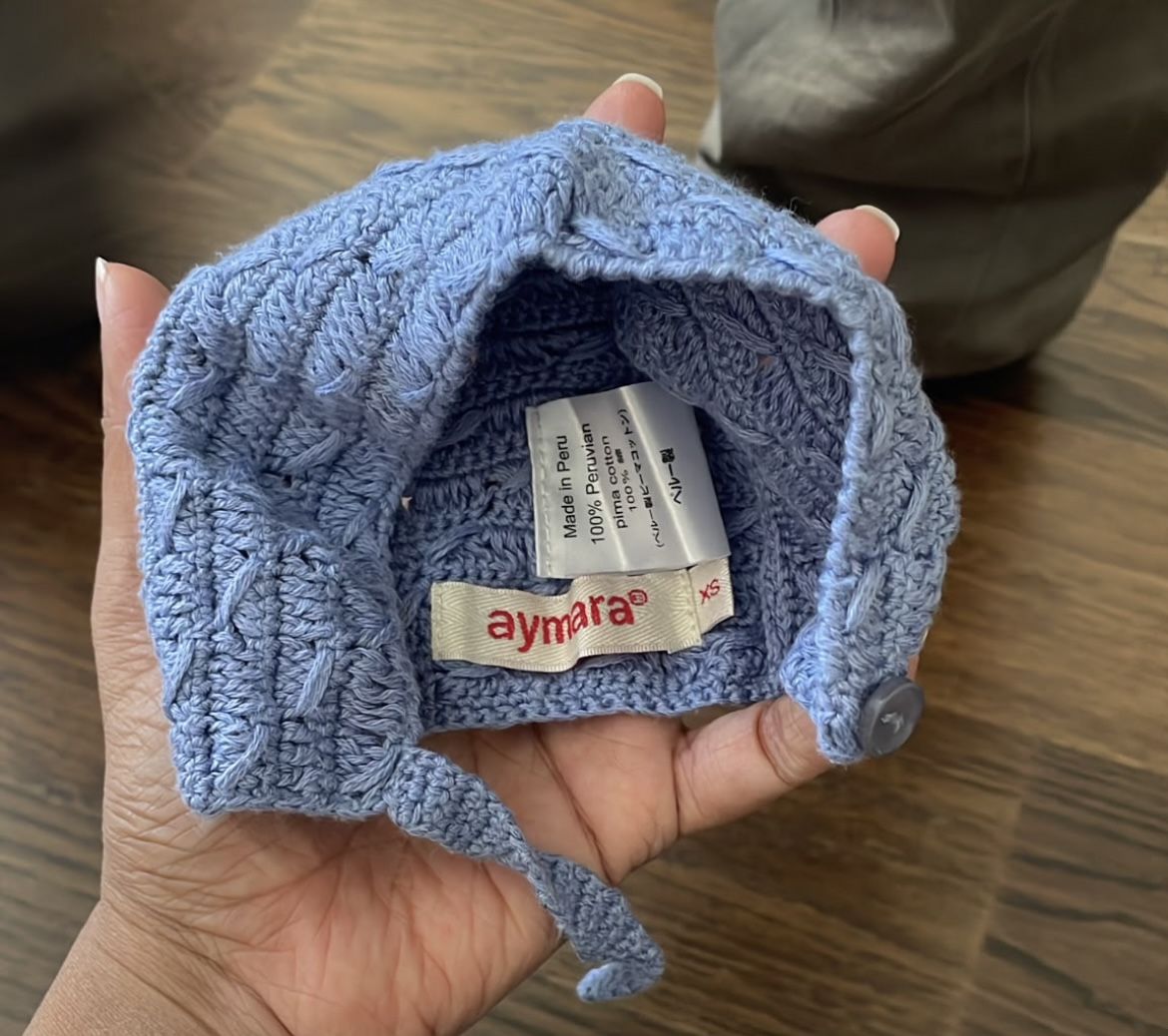 Berretti & Sciarpe: Cute newborn wool hat with strap under chin – Nuovo e nell'imballaggio originale da Rüschlikon venduto da Sukhi_H