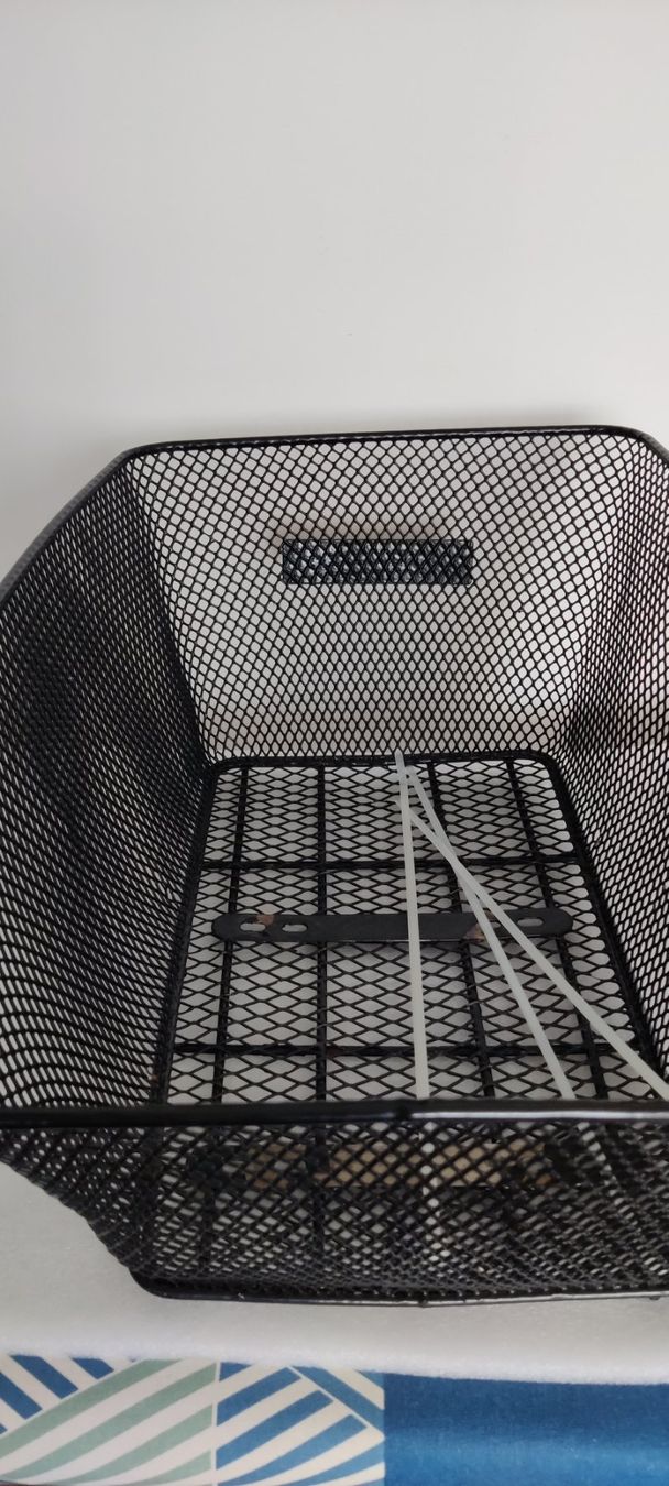 Ersatzteile: Universal Metall Velokorb, schwarz – Gebraucht aus Zürich von sendbad 3