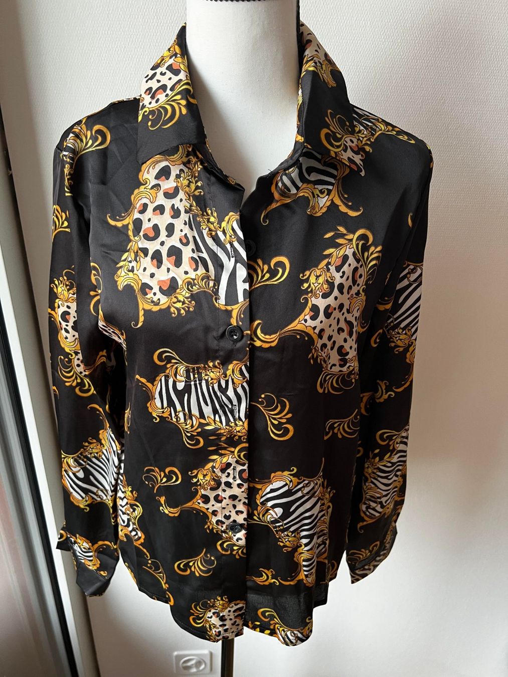Blusen: Neue Bluse S – Neu und originalverpackt aus Riehen von edu_92w7