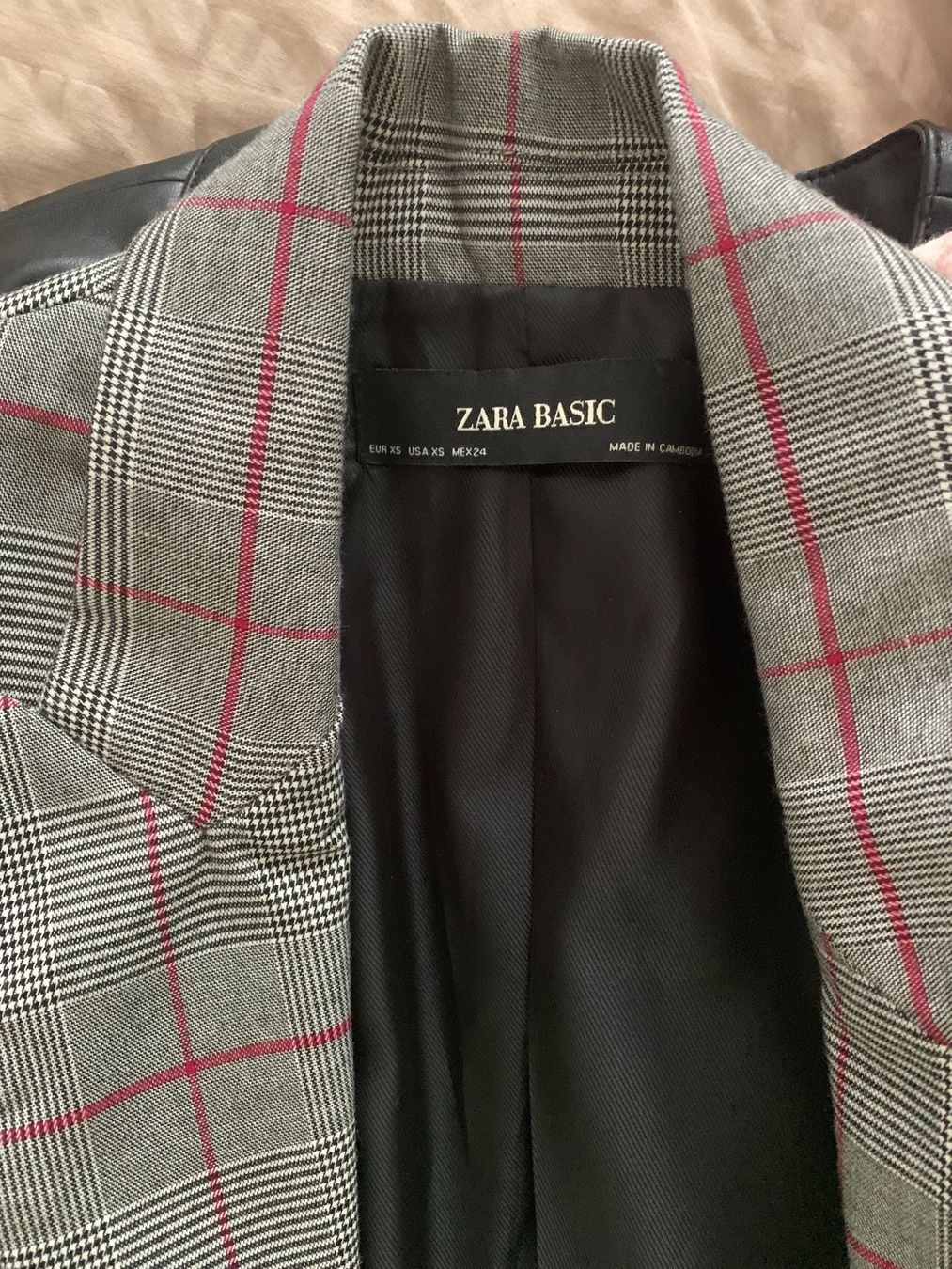 Zara Jacken: ZARA langer karierter Blazer - Gr. XS – Gebraucht aus Suhr von Mira-21 1