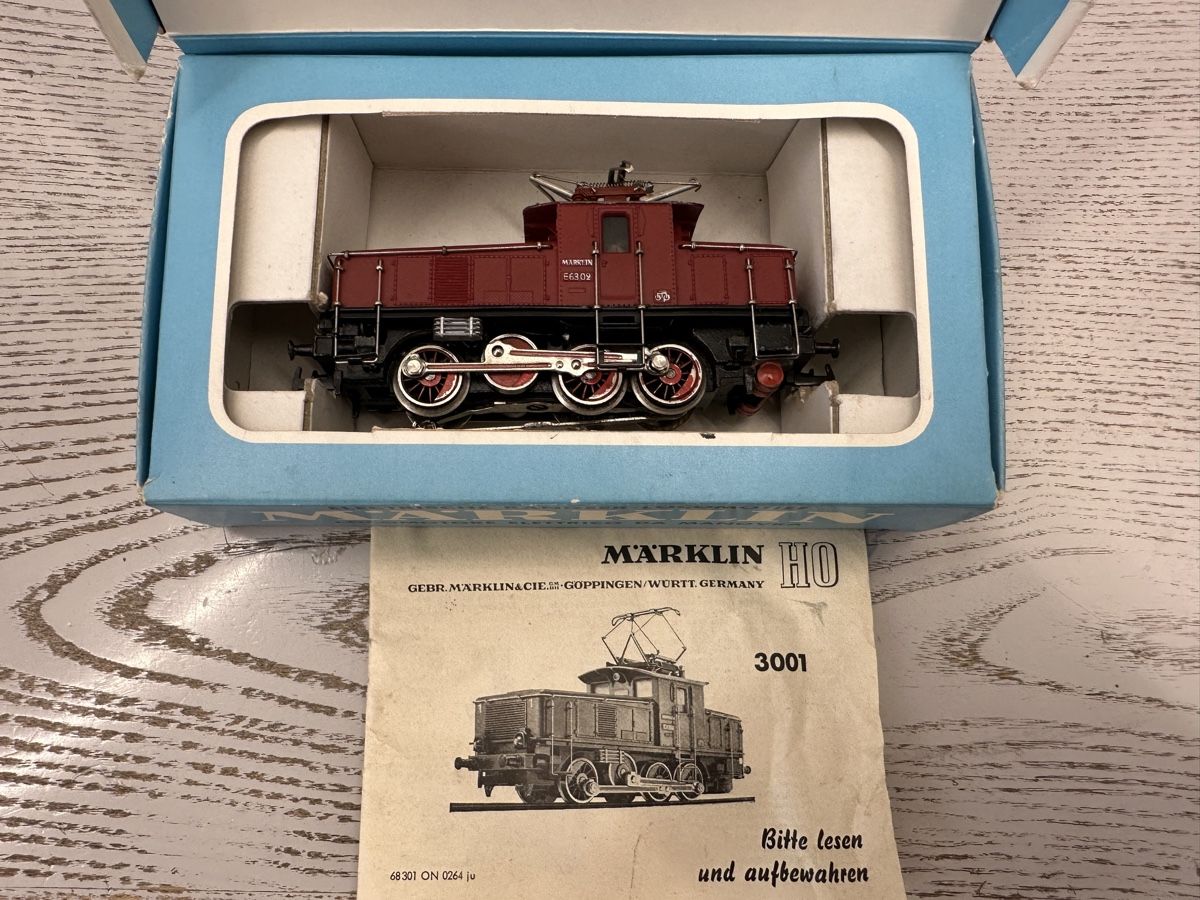 Märklin Modellini di ferrovie: Märklin 3001 DB BR E63 – Usato da Lupsingen venduto da New-Haven 6