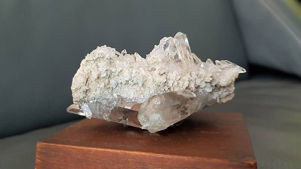 Mineralien & Heilsteine: Bergkristall – Gebraucht aus Bäretswil von Ober-Land 2