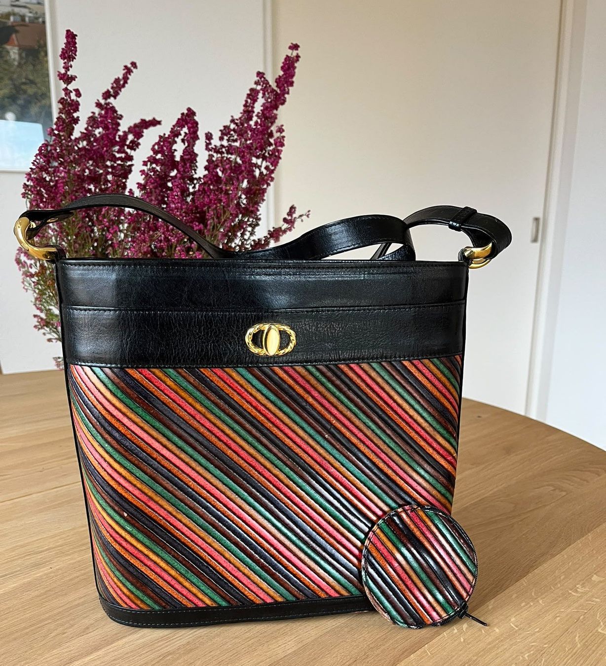 Taschen für Damen: Vintage J. Rogner Wien Handtasche – Gebraucht aus Steffisburg von moa_5m7z