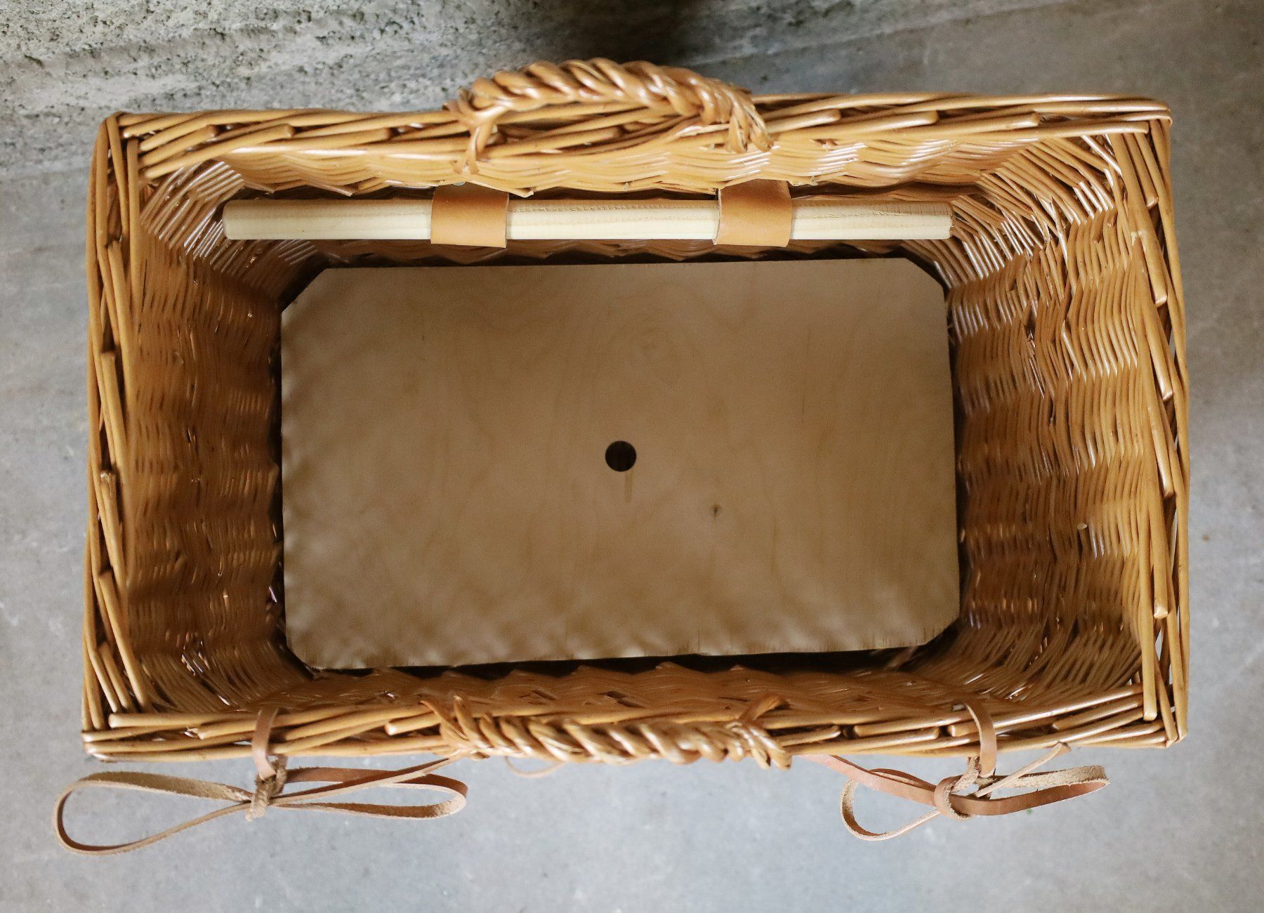 Altro per la casa: Picknick Korb, Weidekorb, Blumenkorb, Rucksack, Pflanzenkorb – Usato da Birrwil venduto da brandschatz_birrwil 4