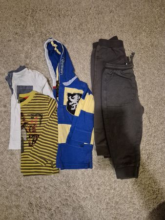 Kleiderpaket für Jungen, Grösse 86/92