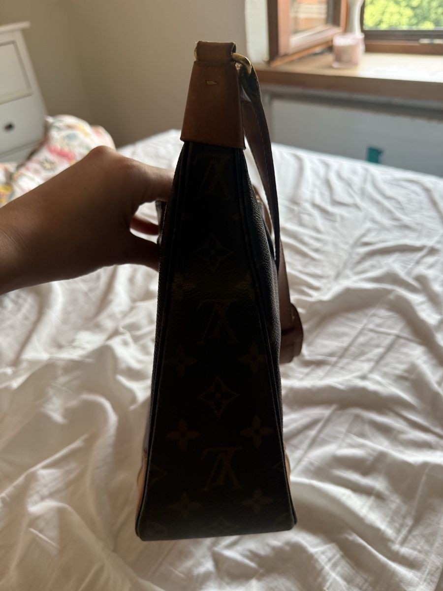 Borse da donna: Louis Vuitton Monogram Tasche Leder Canvas mittel – Usato da Rickenbach BL venduto da lua_xzm7 2