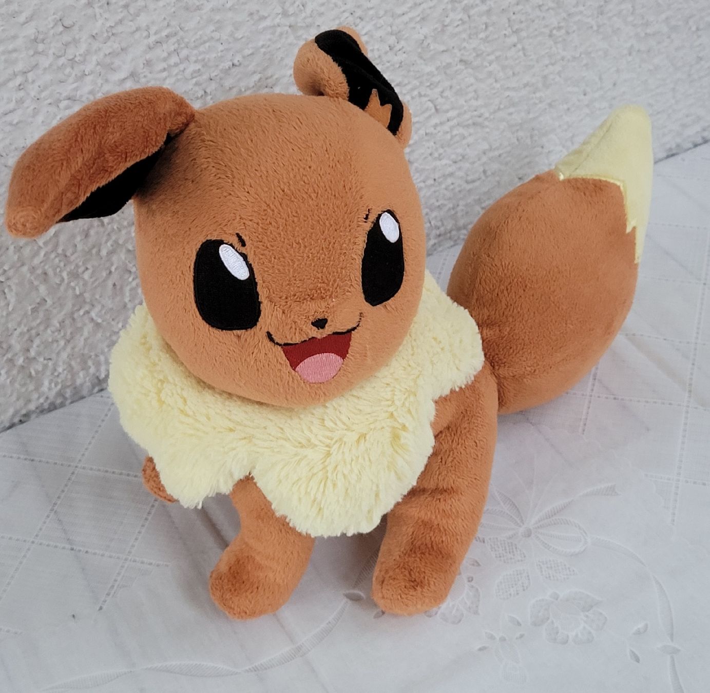 Giocattoli: Pokemon Evoli 30cm – Usato da Buttikon SZ venduto da Corendo 1