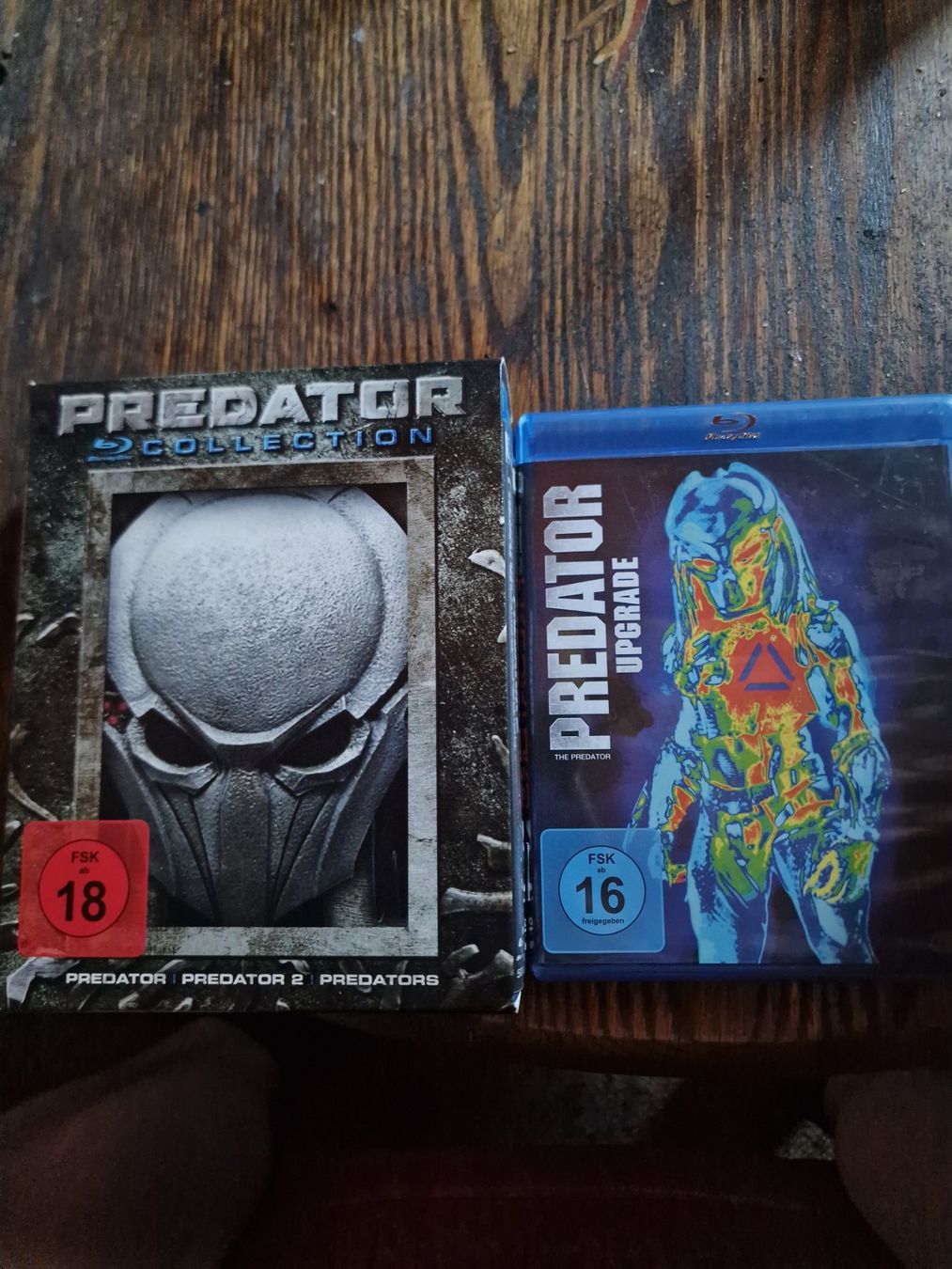 Tutti i DVDs: Blu-ray Collection Predator & Predator Upgrade – Usato da wünnewil venduto da mar_f2z8