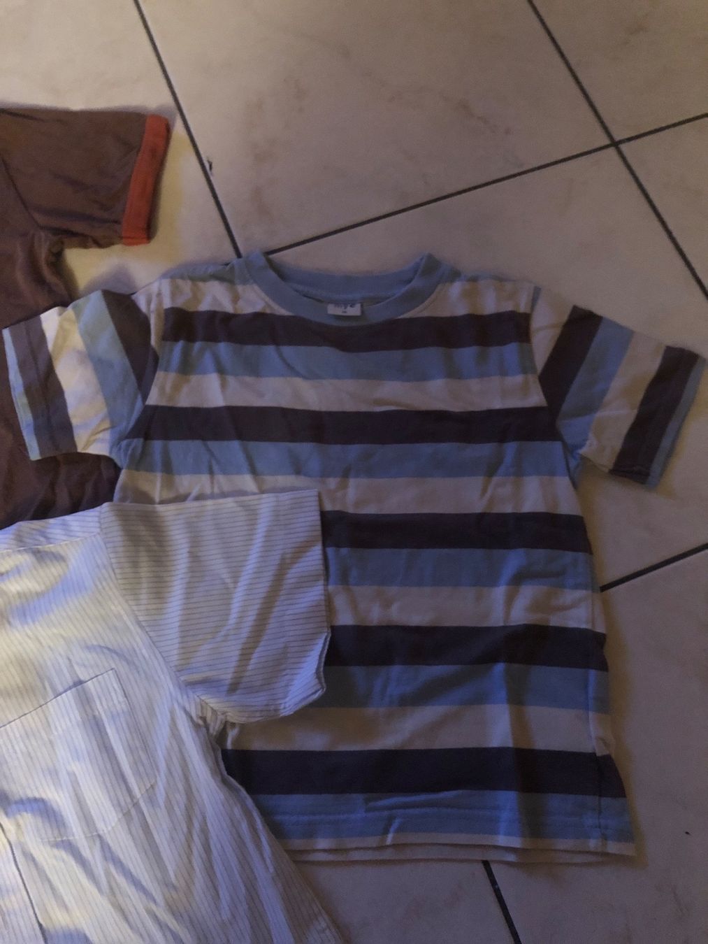 Camicie, T-shirt & Polo: Oberteile Jungs, 3 Stk., Gr. 110 – Usato da Hallwil venduto da Zoeizy 6