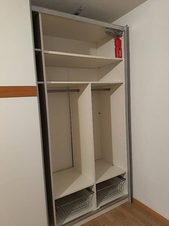 Pfister Armadi: Kleiderschrank von Möbel Pfister – Usato da Staad SG venduto da Mleine 1