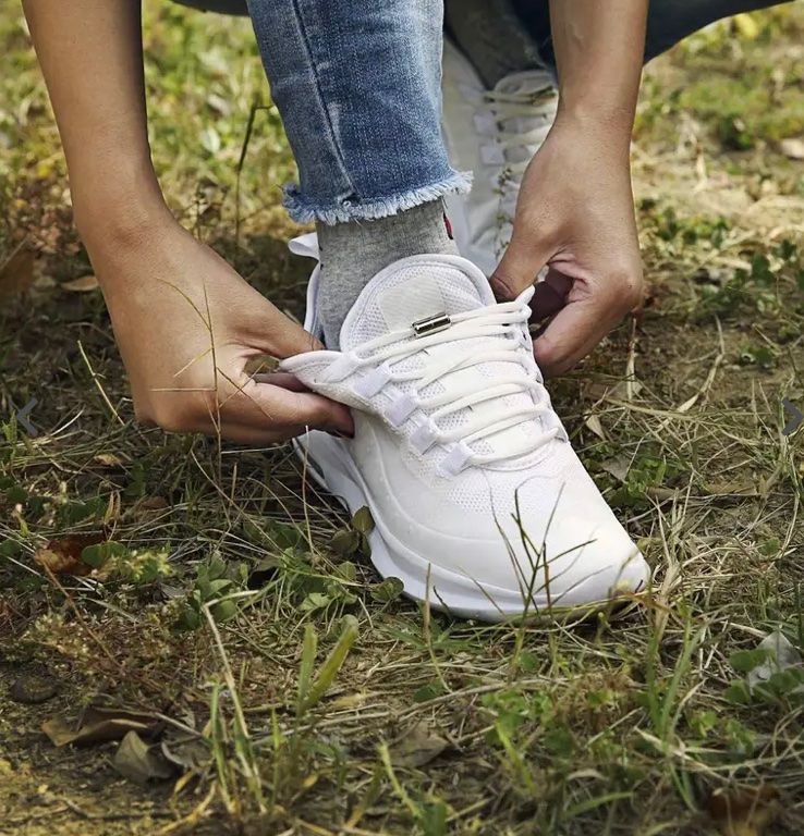 Scarpe da uomo: Elastischer Schnürsenkel mit Schnellverschluss Beige – Nuovo e nell'imballaggio originale da Kölliken venduto da Djilazro 3