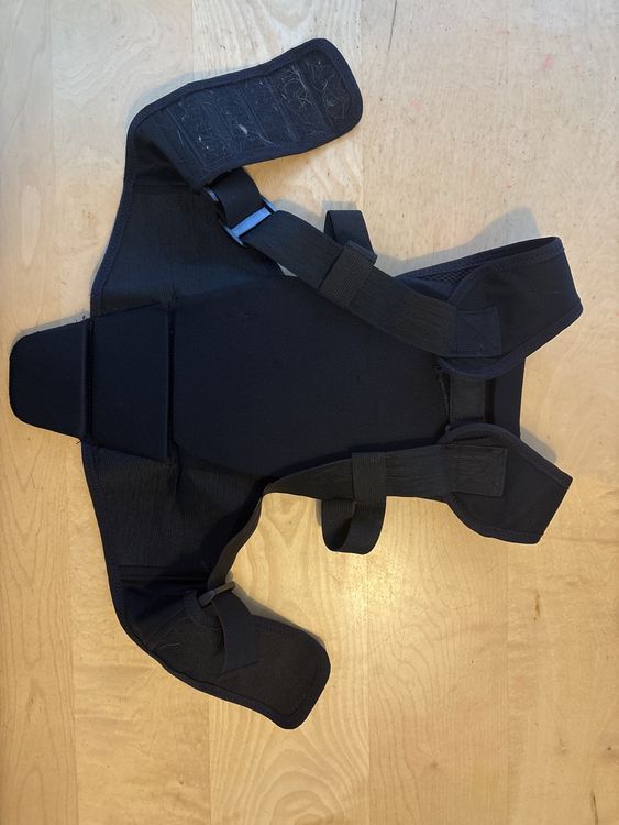 Felix Bühler Protections: Reiten Rückenschutz / Rückenprotektor Kinder – D'occasion à Bern par 24Sonne24 2