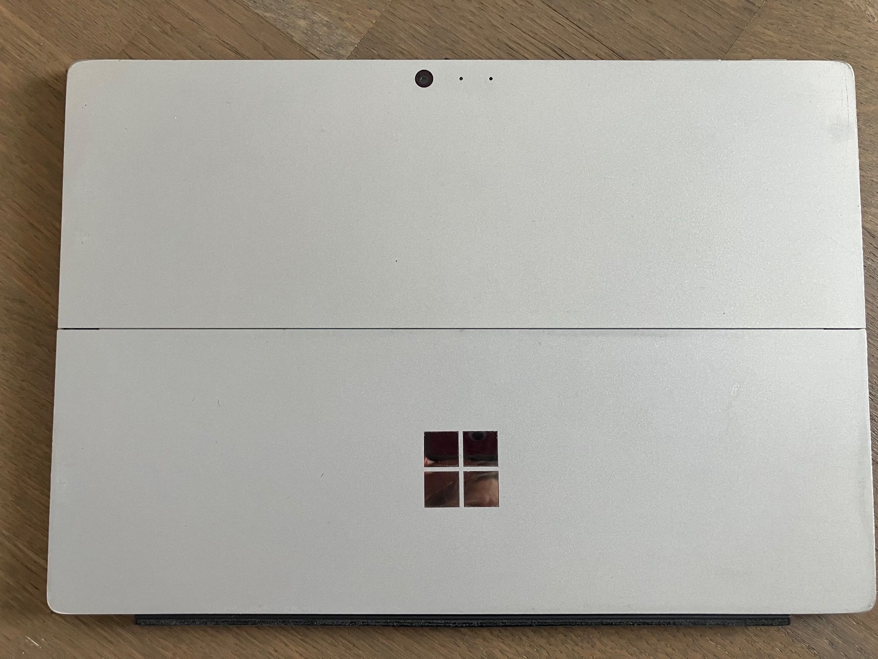 Microsoft Notebooks: Microsoft Surface Pro 4 mit i5 CPU inkl. Ladegerät und Stift – Defekt aus Kloten von dkra 2