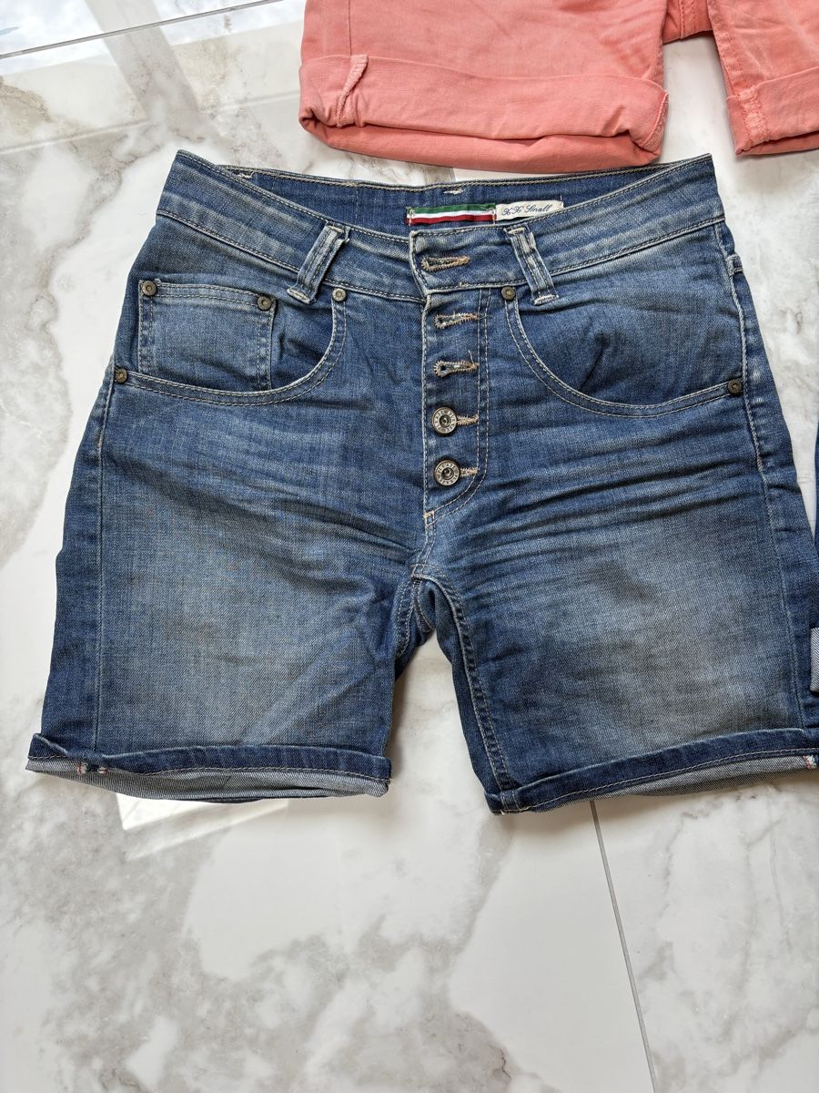 Please Jeans Jeans: 3 Damenshorts von Please XS/S – Usato da Estavayer-le-Lac venduto da Mimmy02 1