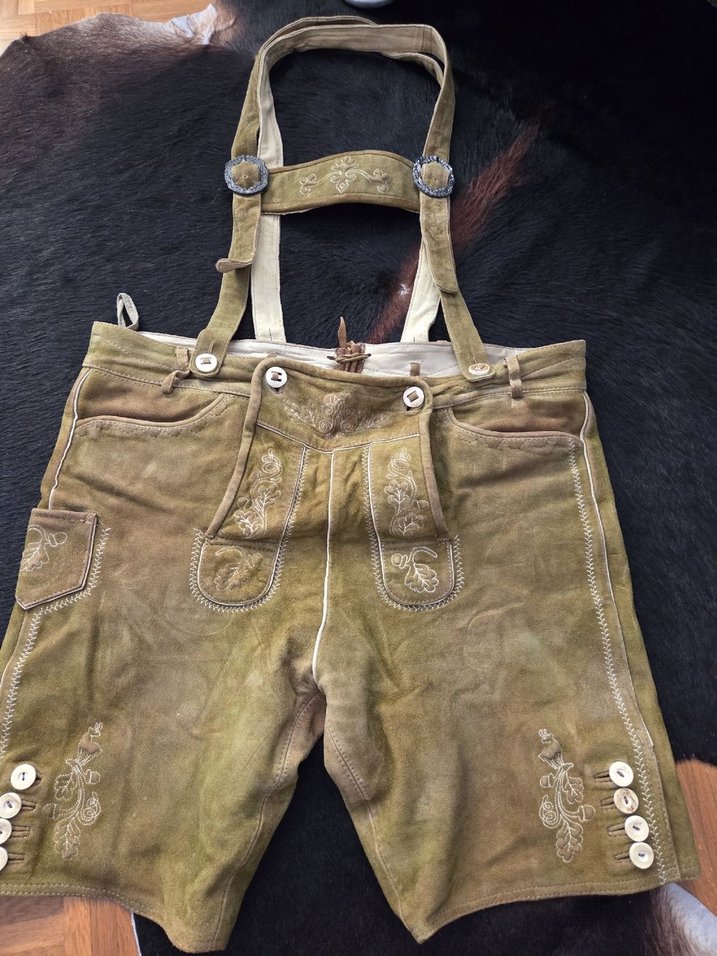 Pantaloni: Lederhose Oktoberfest – Usato da Adliswil venduto da Ducatisti77