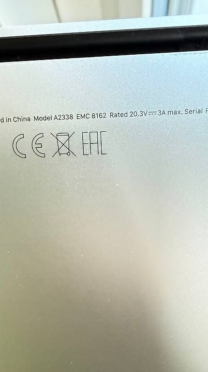 Apple Portables: Macbook Pro 13" M2 – D'occasion à Stallikon par melikos 3