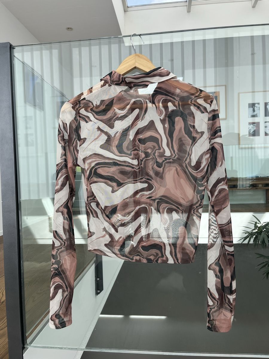 Stradivarius Camicette: Stradivarius Mesh Bluse Gr. M Marmor-Print Durchsichtig – Usato da Bülach venduto da omb_3 2