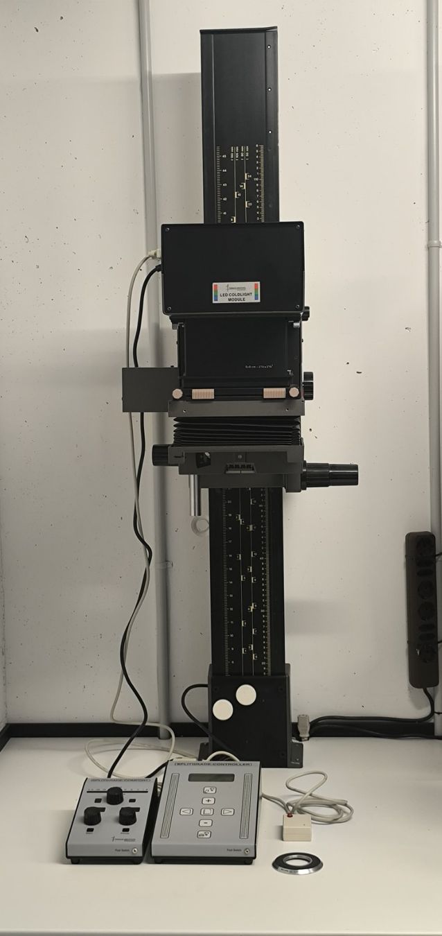Durst Laboratorio & Camera oscura: DURST Laborator 1200 mit HEILAND Splitgrade-System    Gebrau – Usato da Thalheim venduto da epservices