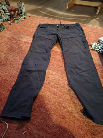 H&M Herren Hose, Slim Fit, Grösse 32/32, Top Zustand